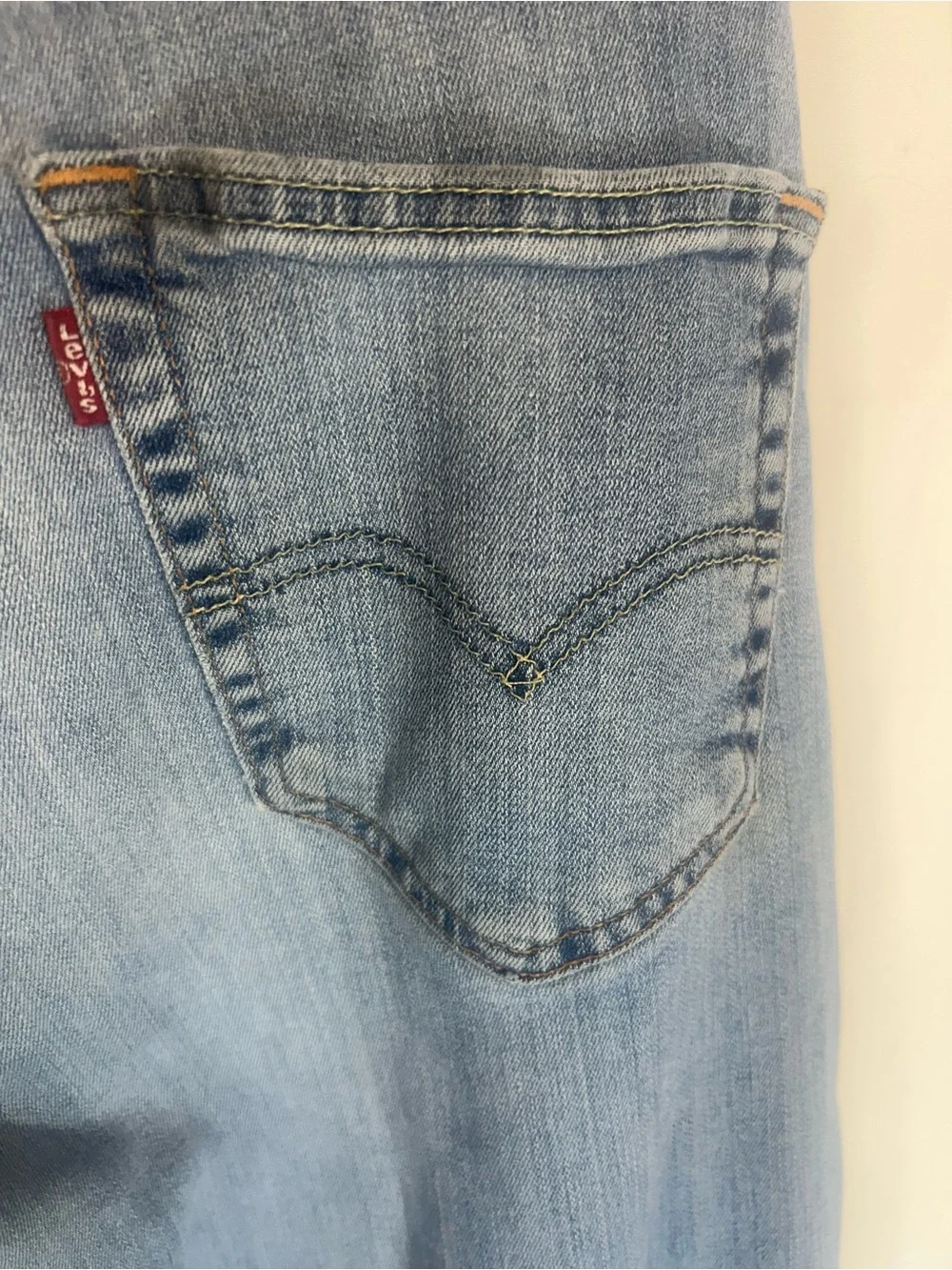Levi's Men's Slim Straight Light Blue Jeans